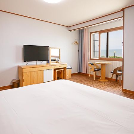 Fantastic Ocean View Sydney Hotel Jeju Exteriör bild