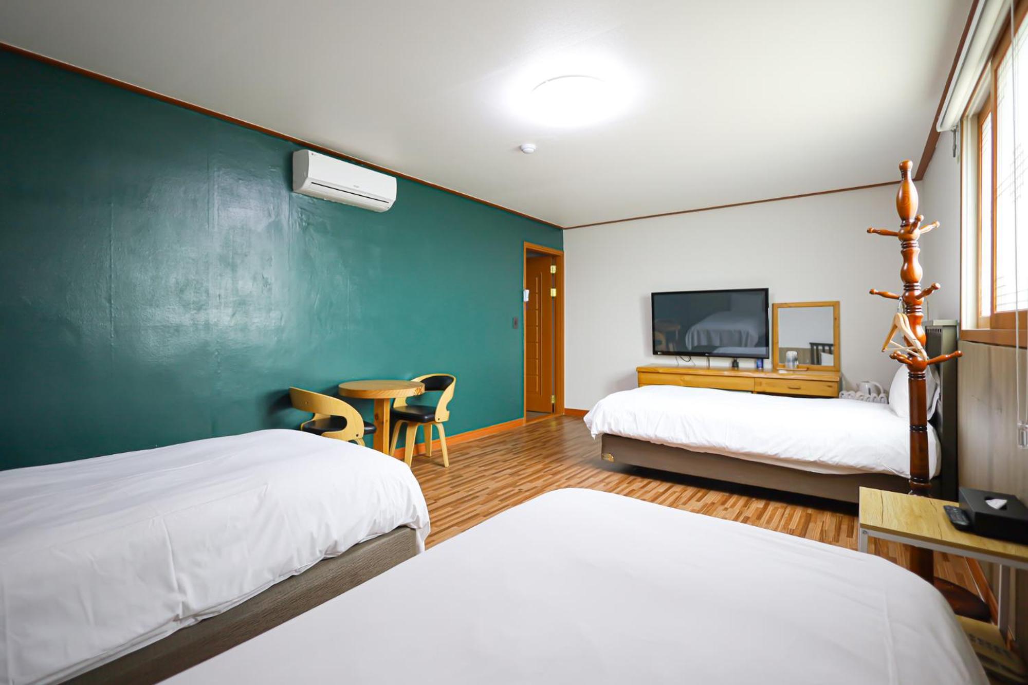 Fantastic Ocean View Sydney Hotel Jeju Exteriör bild