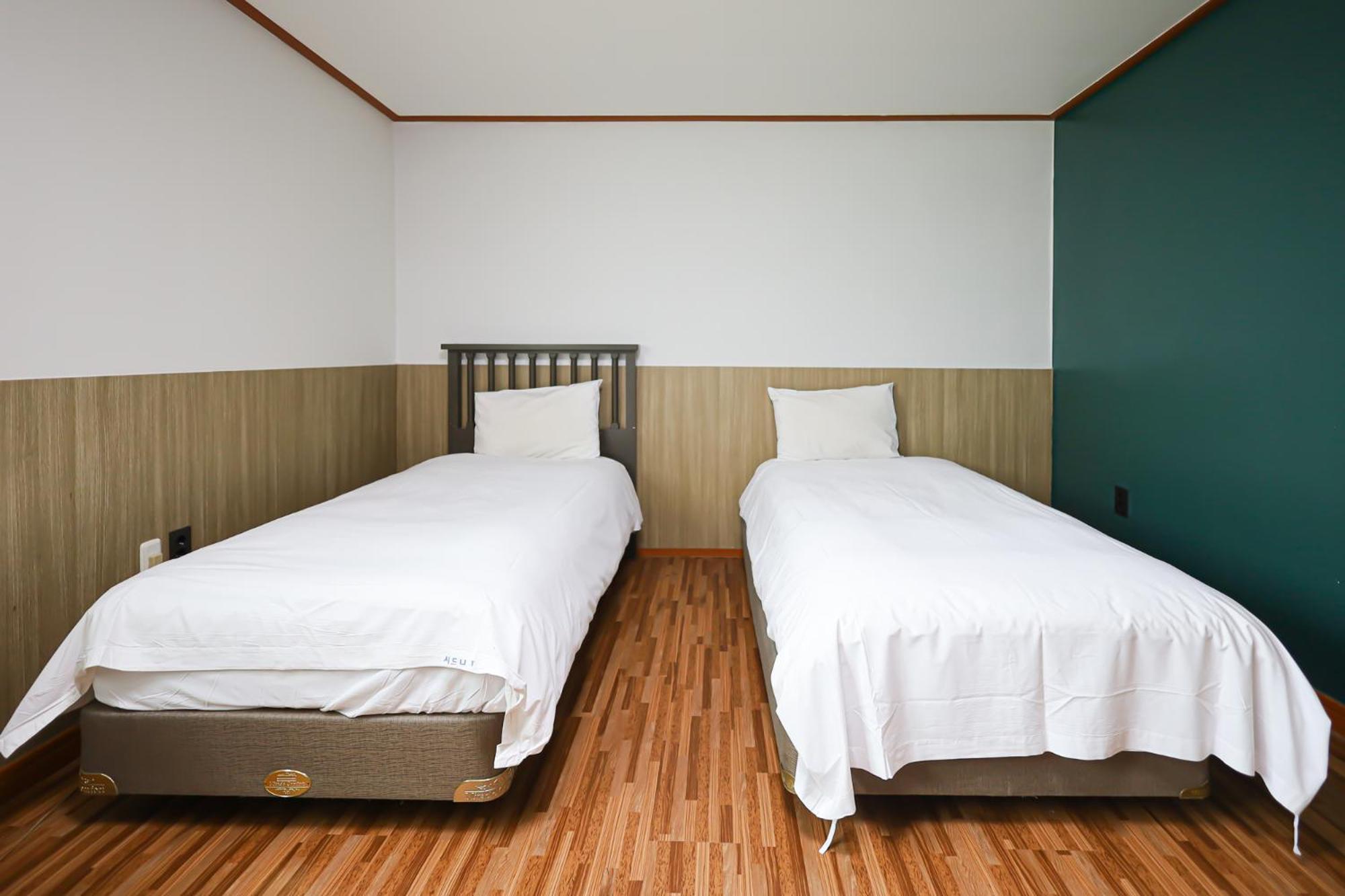Fantastic Ocean View Sydney Hotel Jeju Exteriör bild