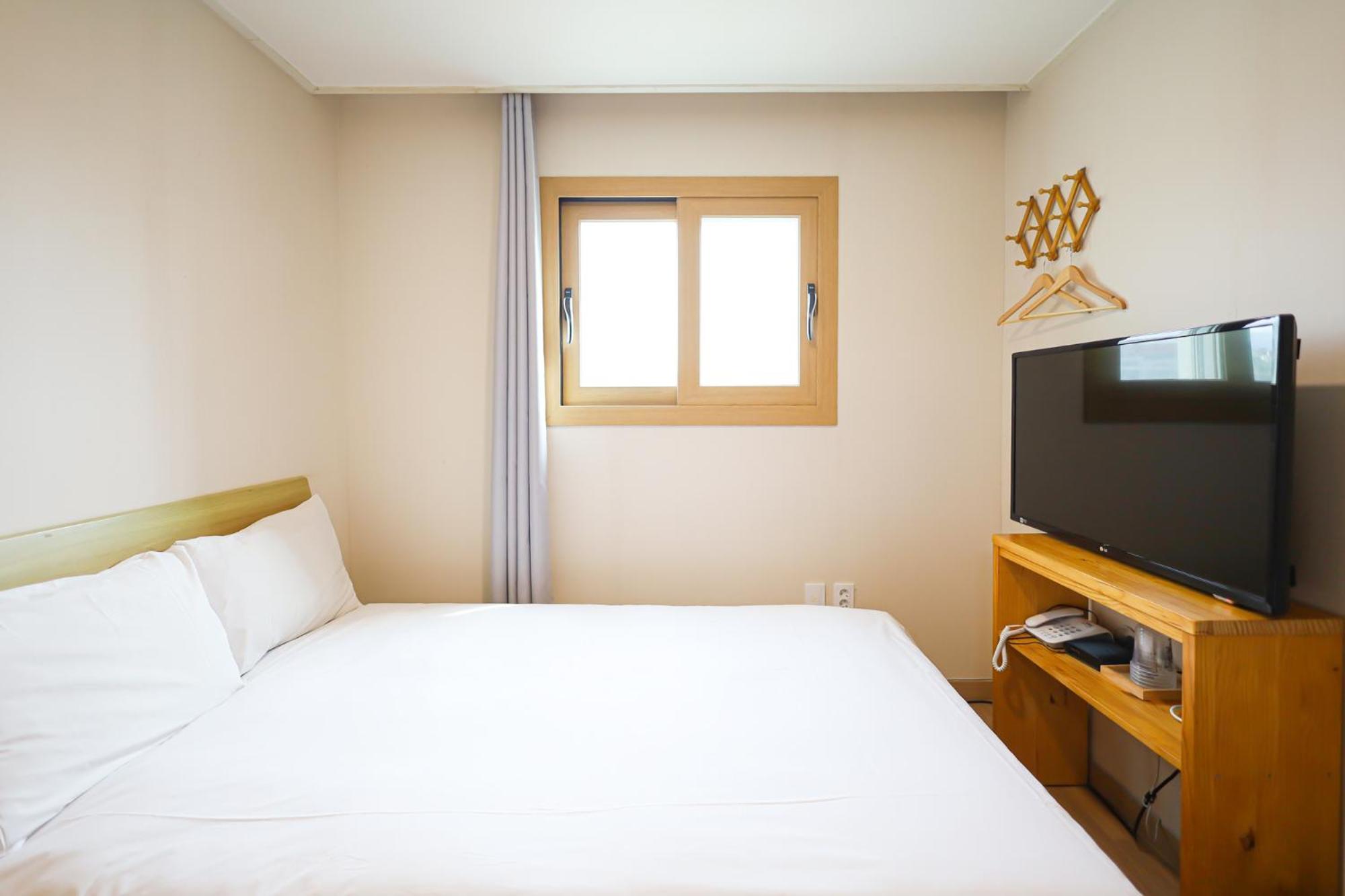 Fantastic Ocean View Sydney Hotel Jeju Exteriör bild